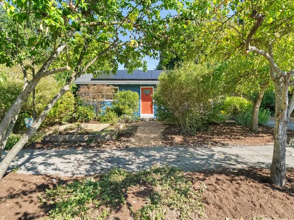 9244 N Allegheny Ave, Portland, OR 97203