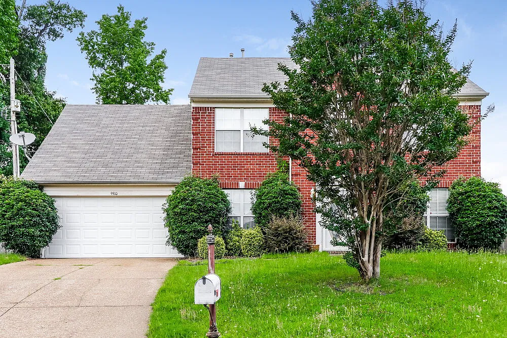4 bed, 2.5 bath, 1963 sqft, $2,115 — Photo 1