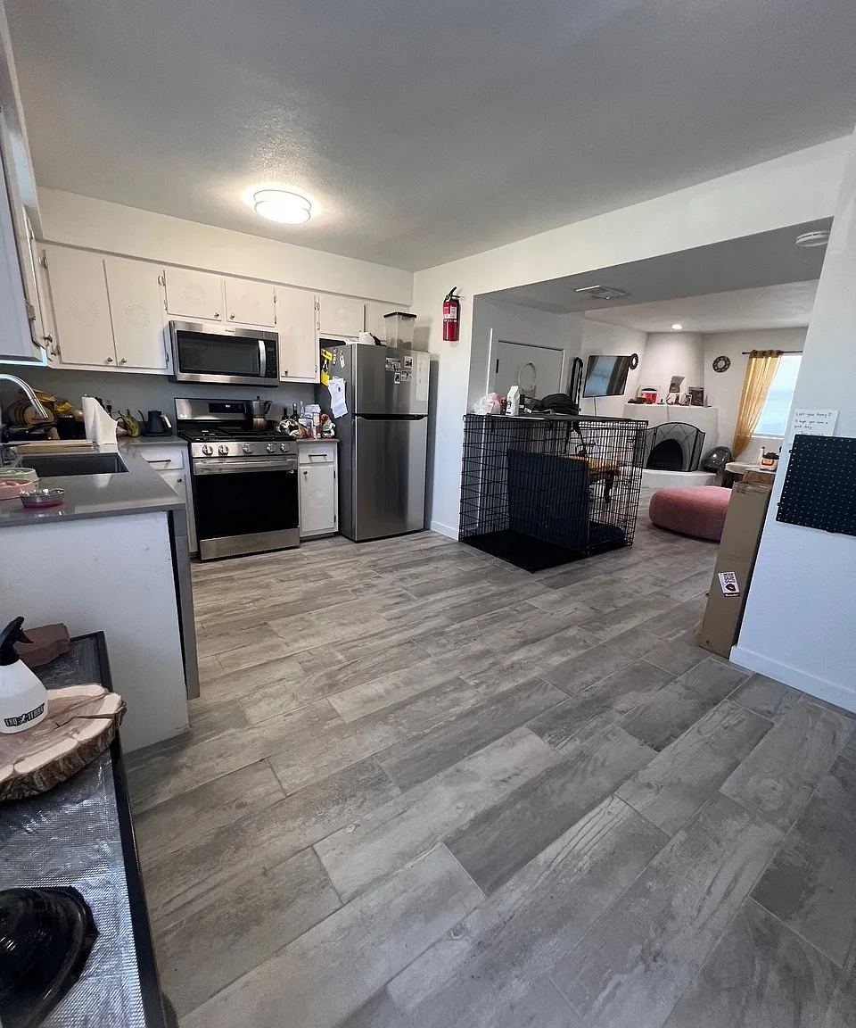 2 bed, 1.5 bath, 1120 sqft, $1,900 — Photo 4