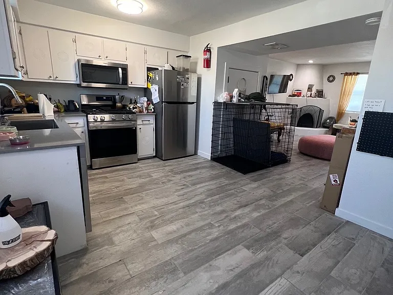 3202 Rufina St #F — Photo 5