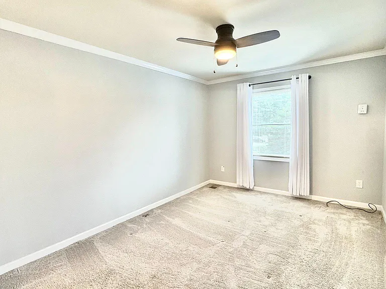 15402 Manor House Ter — Photo 10