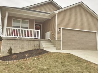 104 Newport Ln, Berea, KY 40403