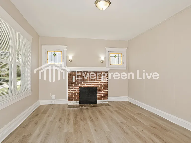 2440 Gothland Ave — Photo 3