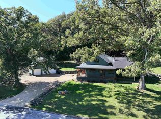 3669 N Fair Oak Rd, Deerfield, WI 53531