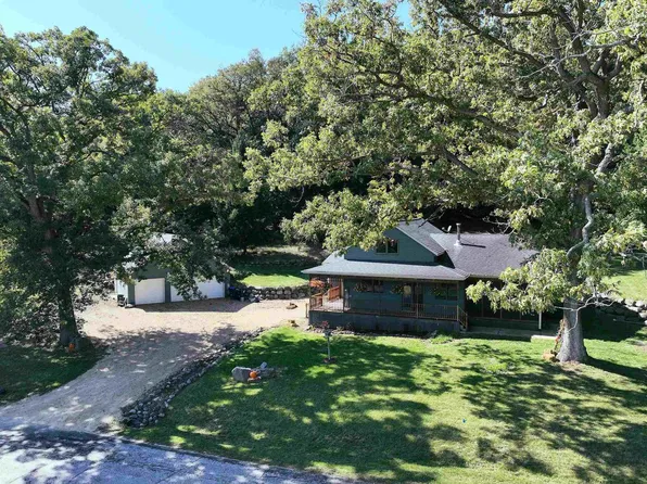 3669 North Fair Oak Road, Deerfield, WI 53531