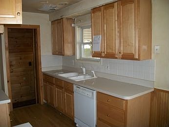 2nd image of 6055 N Highland St