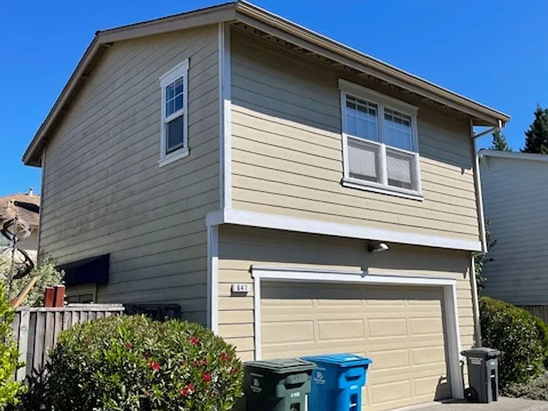 647 McGinnis Cir — Photo 27
