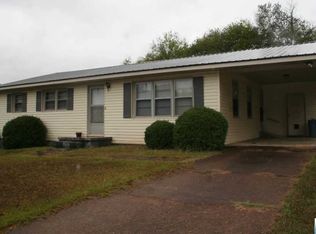 1800 Mae Rd, Anniston, AL 36207
