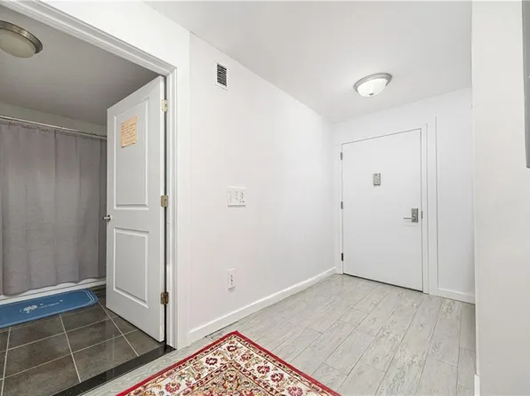 3016 Brighton 5th St #1A, Brooklyn, NY 11235