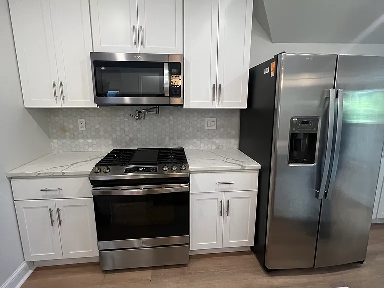 12 York St #1 — Photo 2