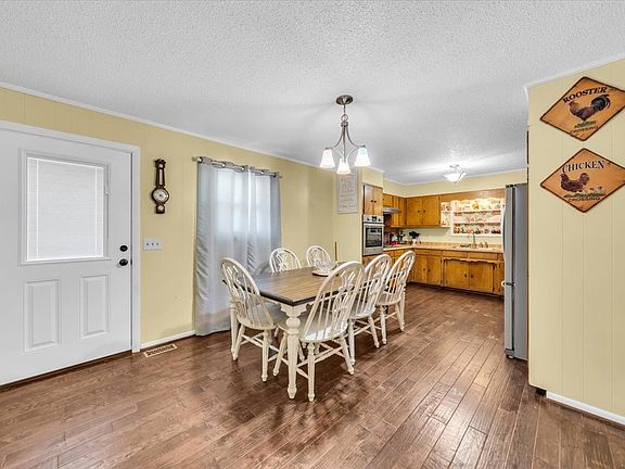 2nd image of 321 Goodridge Rd
