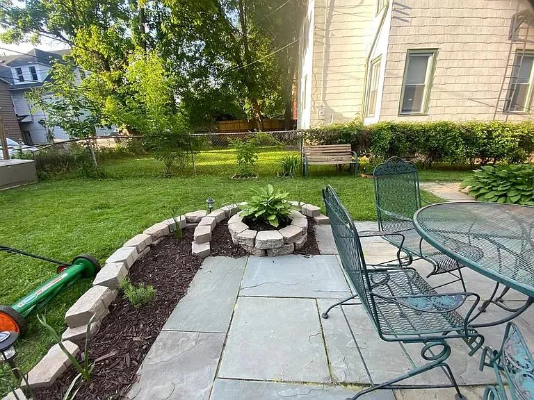 65 Amherst St #D — Photo 15