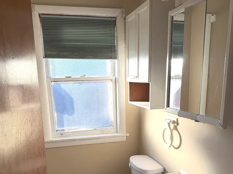 11706 S Artesian Ave — Photo 15