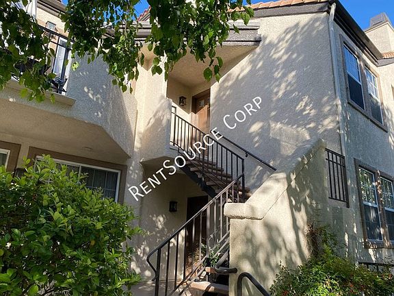 2nd image of 24145 Del Monte Dr Unit 324