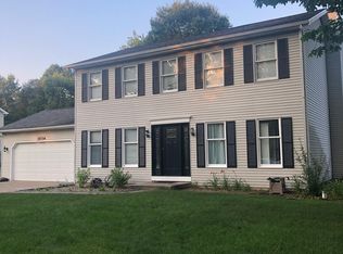 55734 Whispering Woods Ln, Osceola, IN