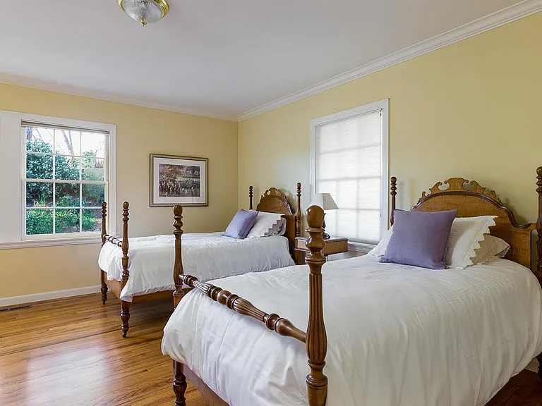 22505 Rolling Hills Rd — Photo 15