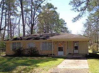 204 Chaudoir Dr, Pineville, LA 71360
