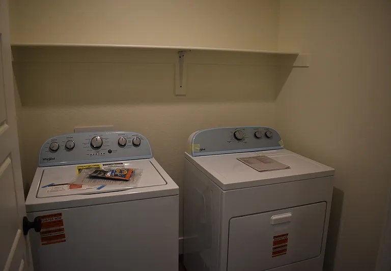 4735 Isabella Ct — Photo 29