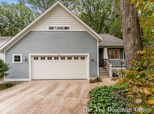 271 N Division Ave, Holland, MI
