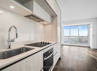 2 David Eyer Rd #1033, Richmond Hill, ON L4S 0N6