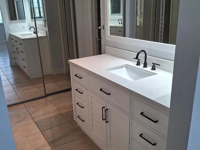 105 Lake Emerald Dr #406 — Photo 18