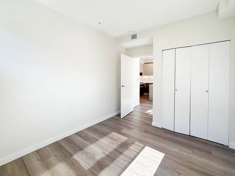 3588 Hull St #400 — Photo 18