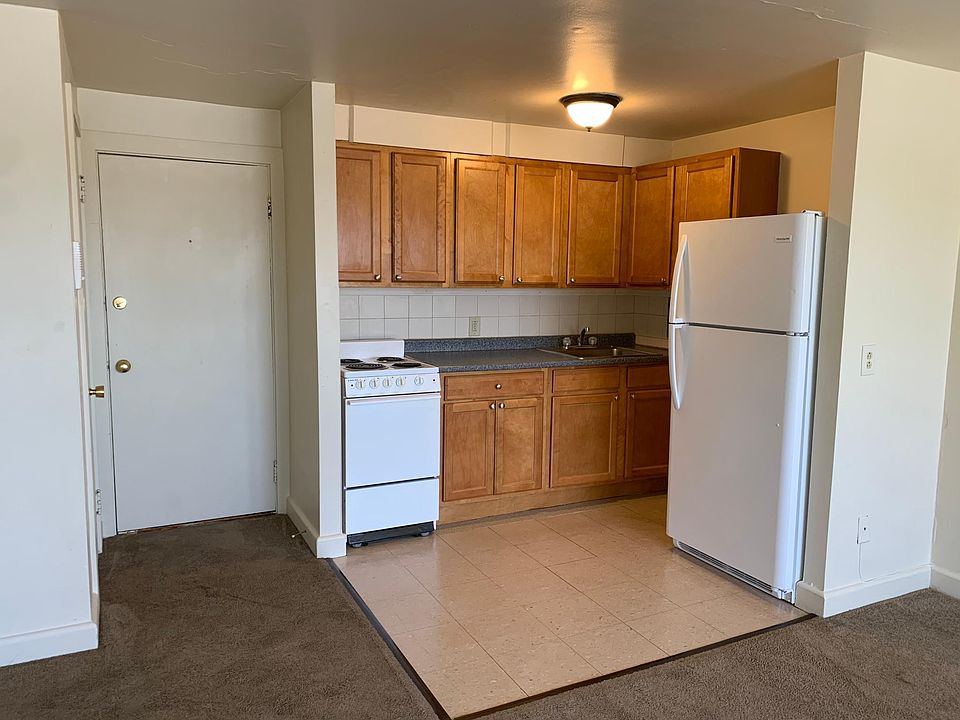 Kitchen, coat closet off to the side