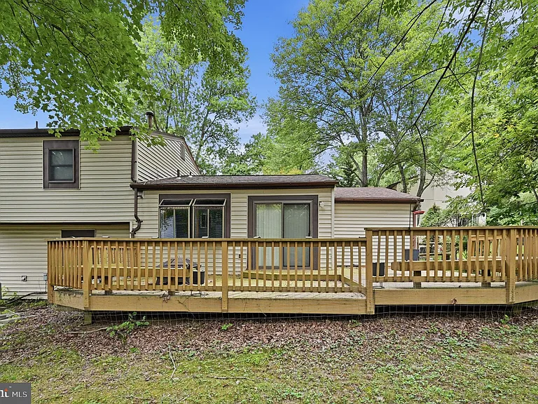 6251 Parallel Ln — Photo 23