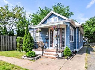 14 Campbell Ave, Edison, NJ 08817
