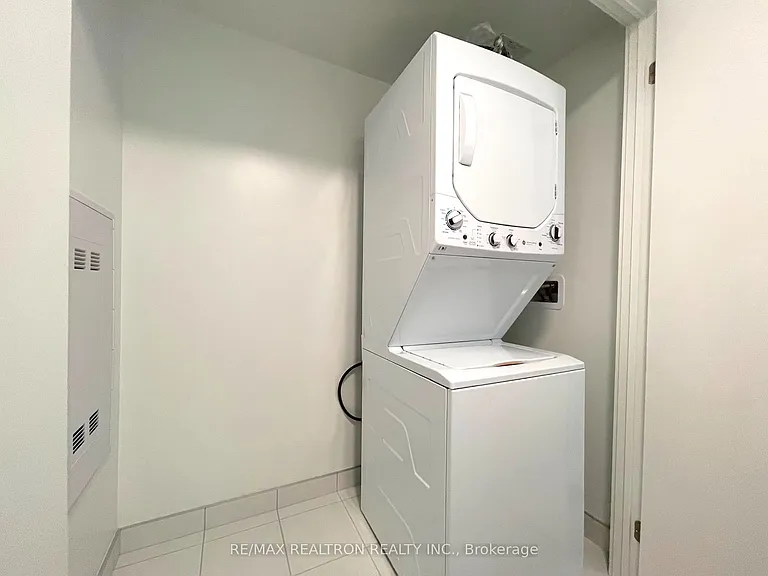 4010 Eglinton Ave W #1305 — Photo 27