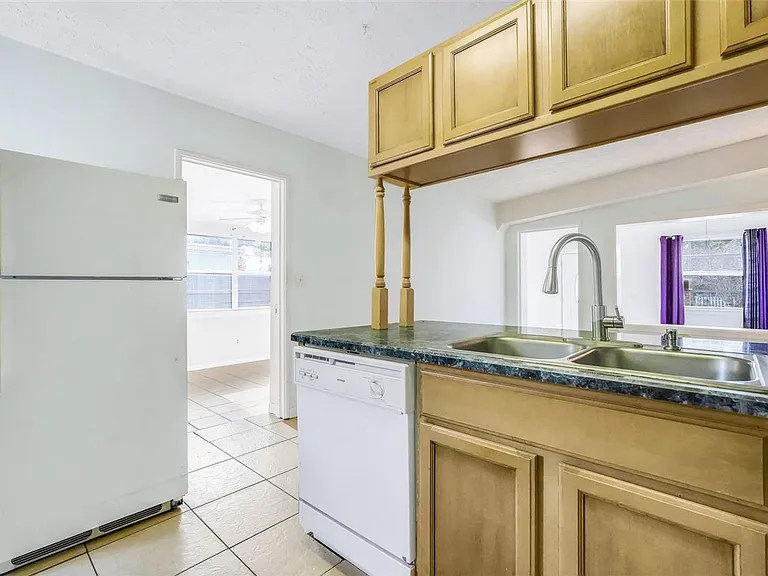 107 Garrison Dr — Photo 12