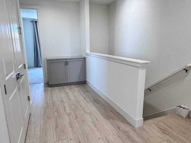 1707 Central Pkwy — Photo 18