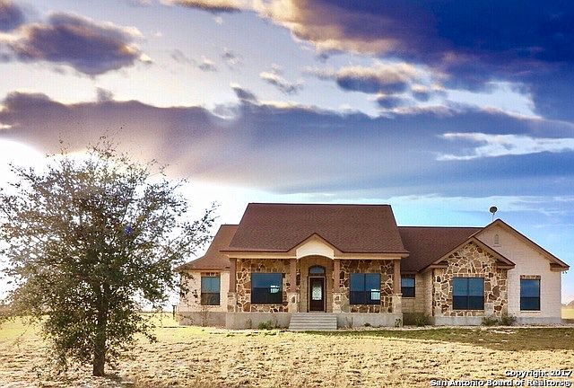 1st image of 172 Scenic Hills Dr