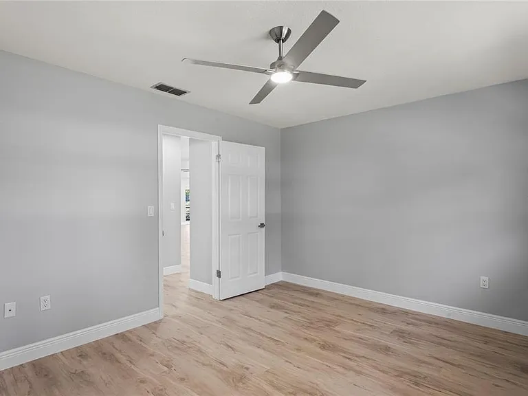 8312 Roxboro Dr — Photo 20