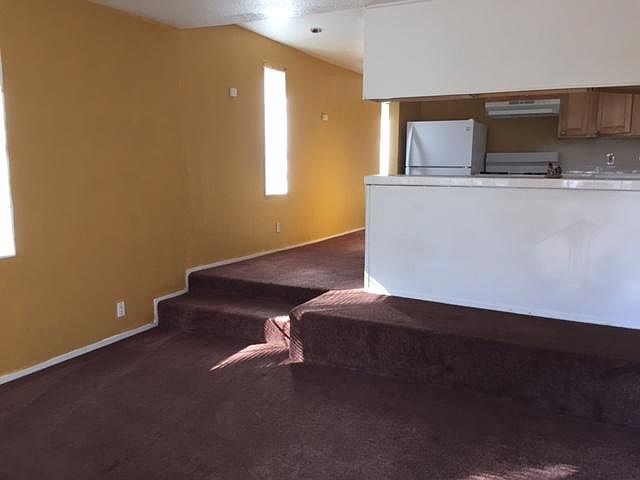 2nd image of 231 W 3rd St