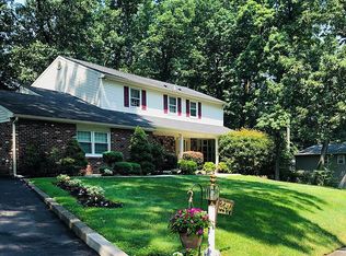 3240 W Bruce Dr, Dresher, PA 19025