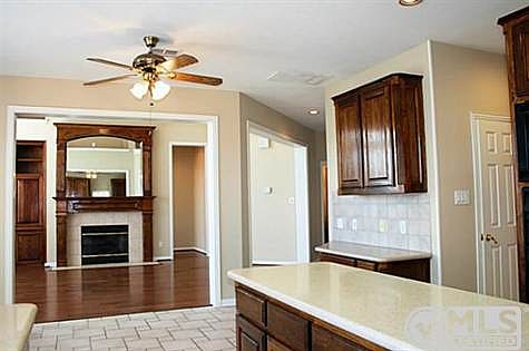 5th image of 8004 Stonehill Dr