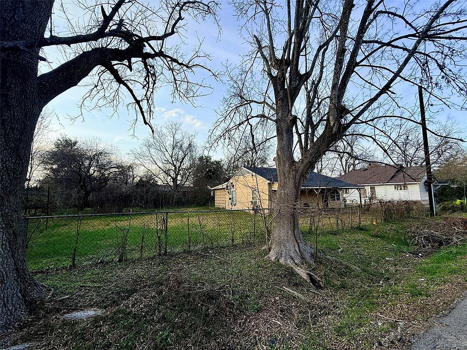 1st image of 6032 Grace Ln