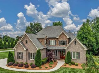 8880 Cravenwood Dr, Oak Ridge, NC 27310