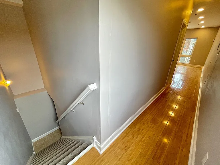 4111 Ludlow St — Photo 5