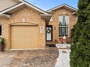 421 Merrill Ave, Lasalle, ON N9J 3R2