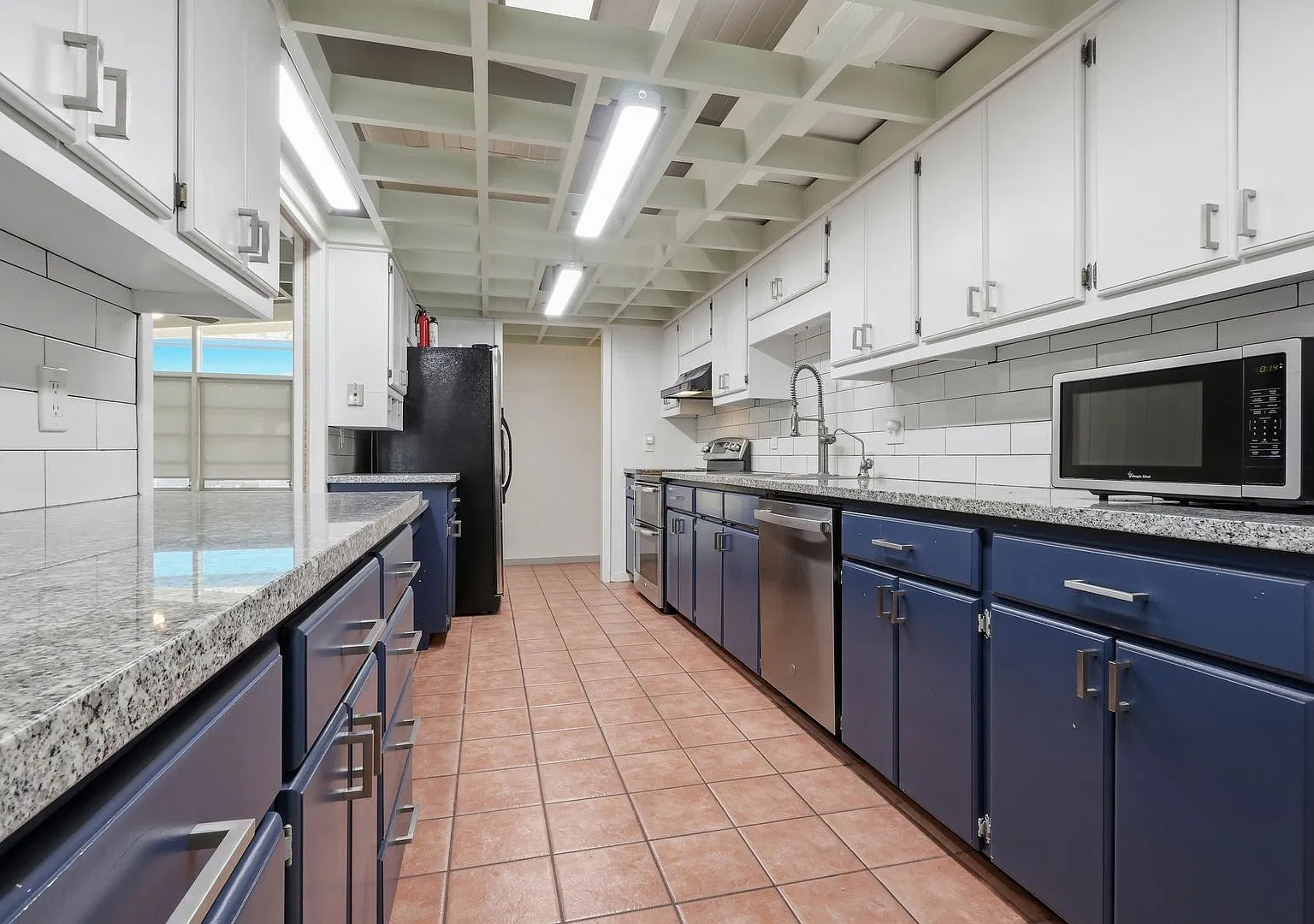 Timeless MidCentury Modern Masterpiece! — Photo 4