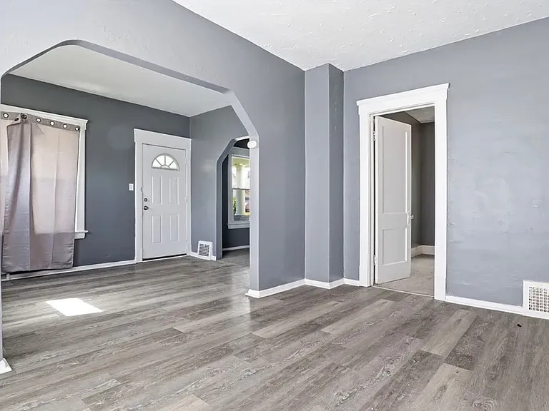 13913 Chapelside Ave — Photo 16