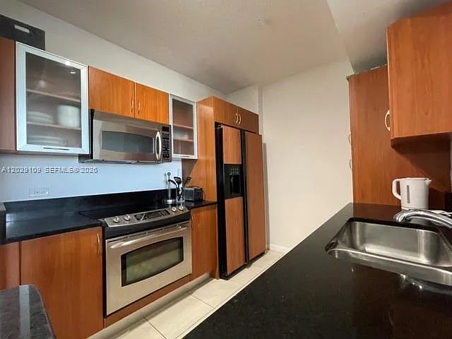 18800 NE 29th Ave #1004 — Photo 11
