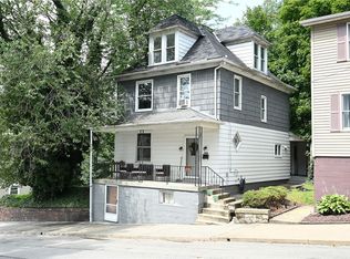 703 10th St, New Brighton, PA 15066
