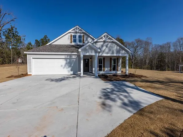 10 Young Ln, Hamilton, GA 31811