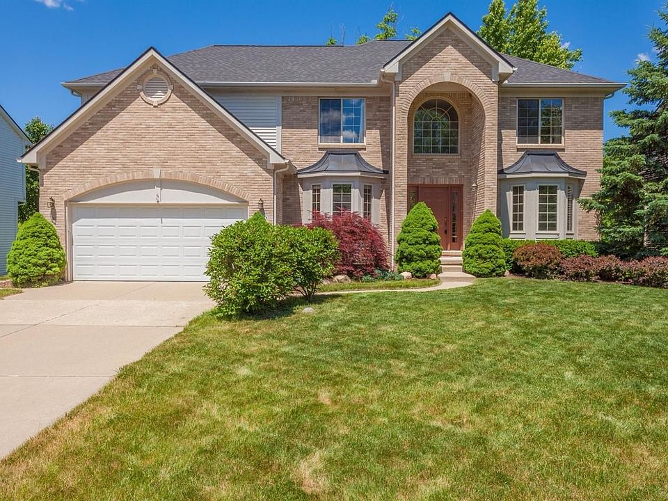 1st image of 5936 Rollingwood Dr