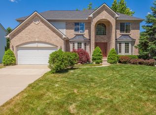 5936 Rollingwood Dr, Ann Arbor, MI 48103