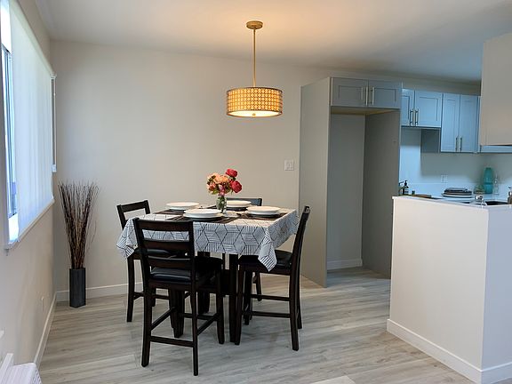4th image of 14940 W Magnolia Blvd #3990037
