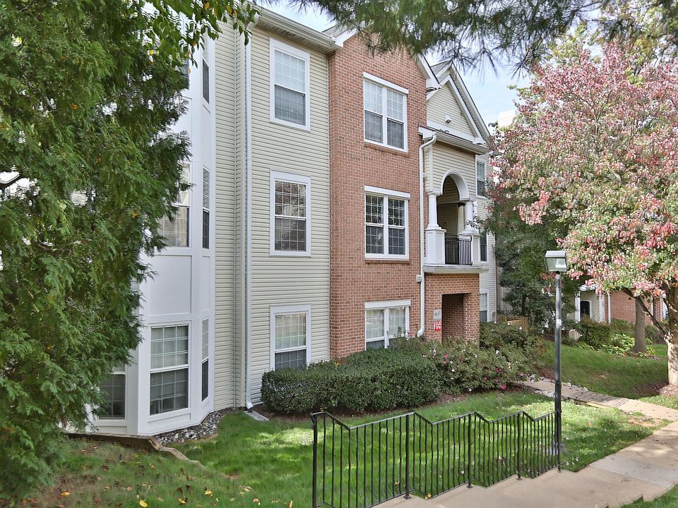 1st image of 4127 Fountainside Ln #I203